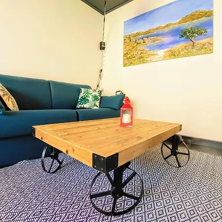 L Artiste, Avec Balcon